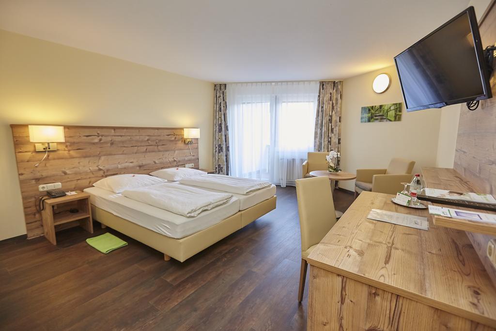 Hotel Roessle Trochtelfingen Extérieur photo